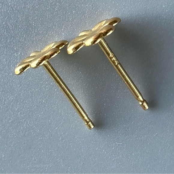 14k Gold Vermeil Four Leaf Clover Stud Earrings - Picture 9 of 12